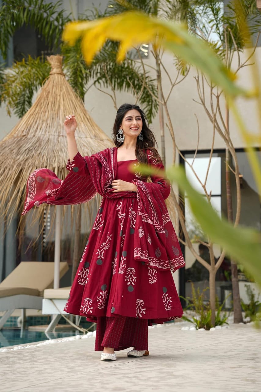 Red Pure Cotton Anarkali Kurta Set for Women