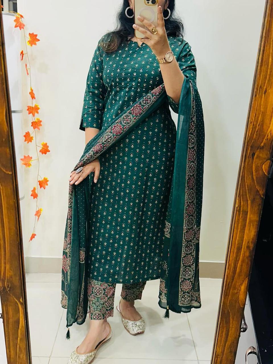 Women's Green Pure Cotton Kurti Pant & Dupatta